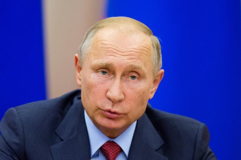  الرئيس الروسي بوتين: سعر النفط فوق 50 دولارا للبرميل 