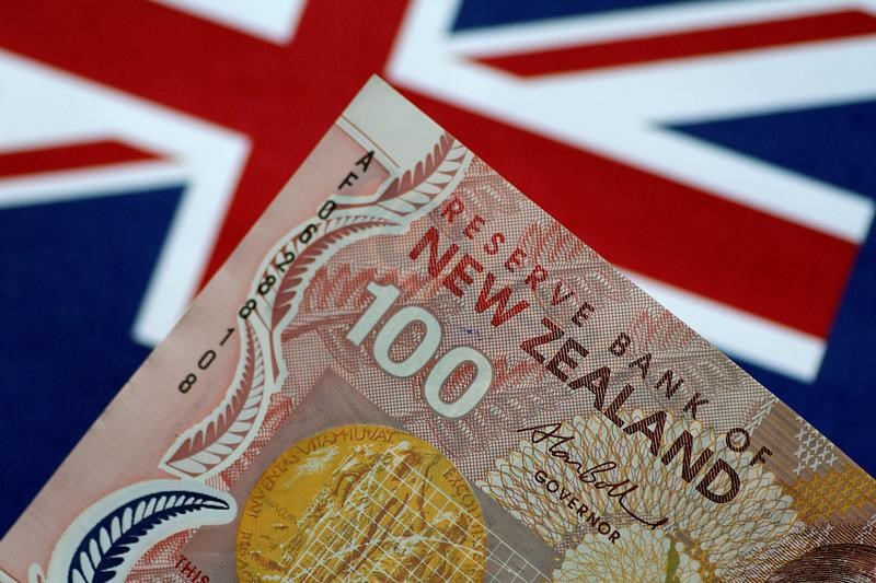  دولار نيوزيلندا يهبط لأدنى مستوى في 5 أشهر بعد طرح الحكومة سياساتها